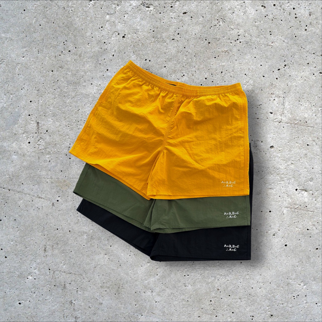 VENDRA ∴ A=C 刺繍ナイロンshorts